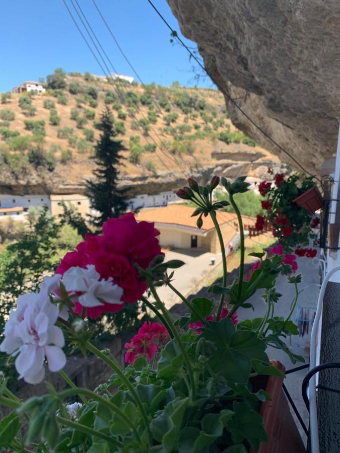 Гостьовий будинок Casa Cueva "Las Calcetas" Setenil De Las Bodegas Екстер'єр фото